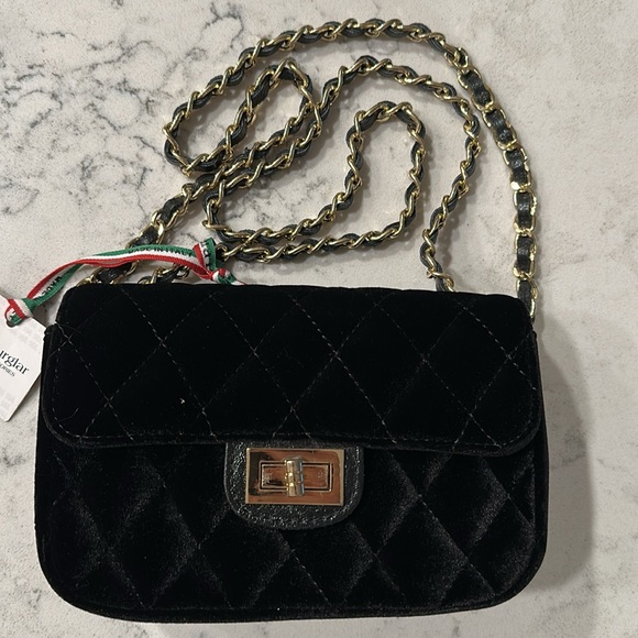Sara Burglar Black Quilted Chain Strap Purse👜 - Picture 12 of 12